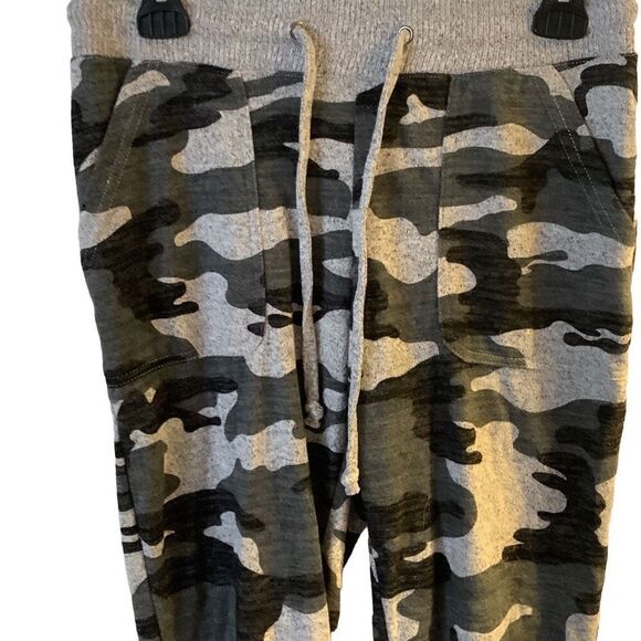Pre Owned Women’s Sportelle Camouflage Joggers Sweatpants Sz S Athletic Comfort - Picture 4 of 10